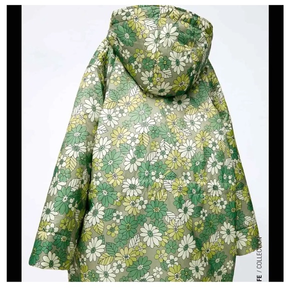 Zara Floral Puffer - Picture 2 of 7